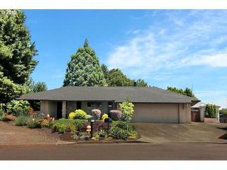 6350 90 Ave, Portland OR  97223-6410 exterior