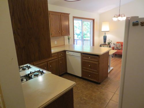 430 Oakleigh Rd, Grand Rapids MI 49504-4605 exterior