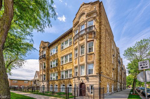 7000 East End Ave, Chicago, IL 60649-1933