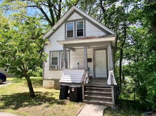 206 Clinton St, Poughkeepsie NY  12601-2034 exterior