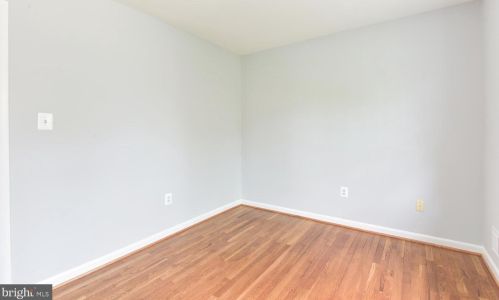 8804 Falkstone Ln, Alexandria VA 22309-4007 exterior