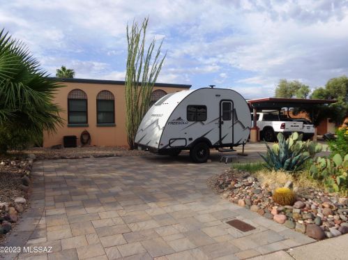 6790 3rd St, Tucson AZ  85710-1244 exterior