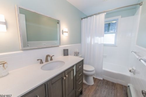 365 Shr Trl, Sparta NJ 07871-1714 exterior