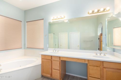 4433 Cottontail Rd, Phoenix AZ  85086-1447 exterior