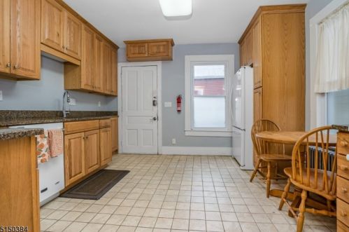 111 Moore St, Hackettstown NJ 07840-2025 exterior