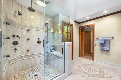 1161 Sunrise Hl, Concord CA 94518-1731 exterior