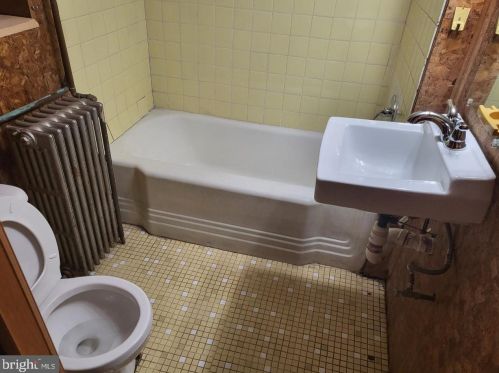 2810 5 St, Washington DC 20003-1118 exterior