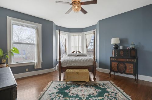 2126 Juneau Ave, Milwaukee WI 53233-1119 exterior