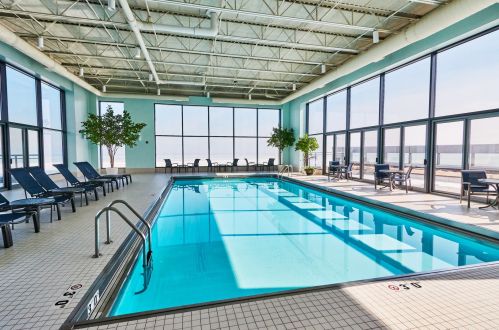 450 Waterside Dr, Chicago IL  60601-4702 exterior