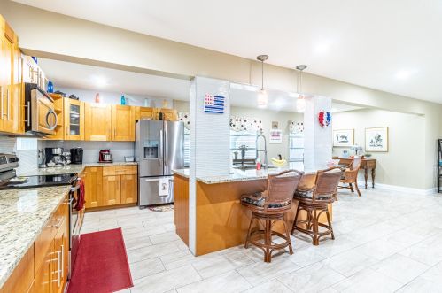 1722 18 St, Boynton Beach FL 33426-6414 exterior