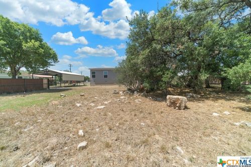 9780 Rebecca Crk Rd, Spring Branch TX 78070-4847 exterior