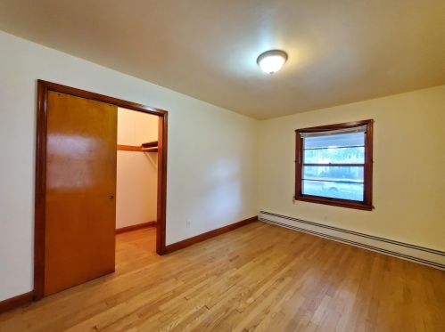 3172 46, Milwaukee WI 53210-2405 exterior