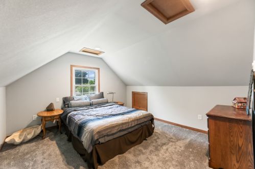 3401 9, Milwaukee WI 53215-5111 exterior