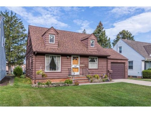 1380 Cranover Rd, Cleveland OH  44124-2322 exterior