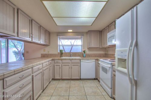 4711 Silver Pl, Tucson AZ  85712-5707 exterior