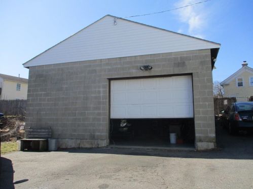 57 Judith St, Providence RI 02909-2936 exterior