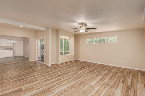 7055 Camino De Ln Tierra, Tucson AZ 85741-2416 exterior