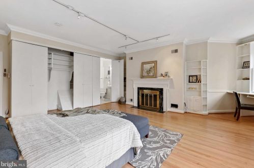 2731 Dumbarton St, Washington DC 20007-3336 exterior