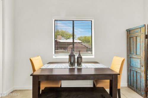 930 8th Ave, Tucson AZ  85701-3014 exterior