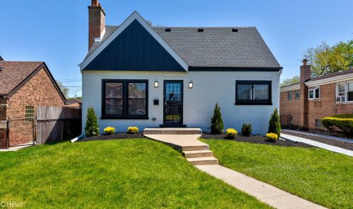 9925 Emerald Ave, Chicago IL  60628-1033 exterior