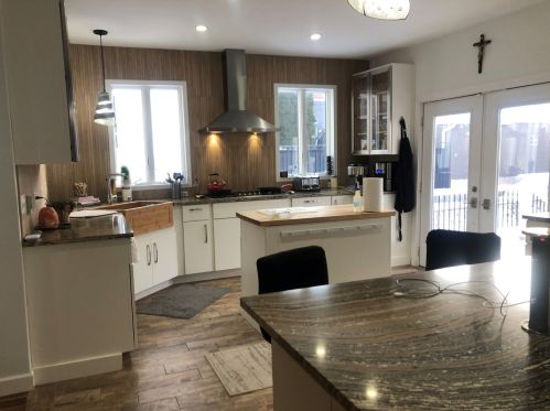 1920 Hermitage Ave, Chicago IL  60622-1136 exterior