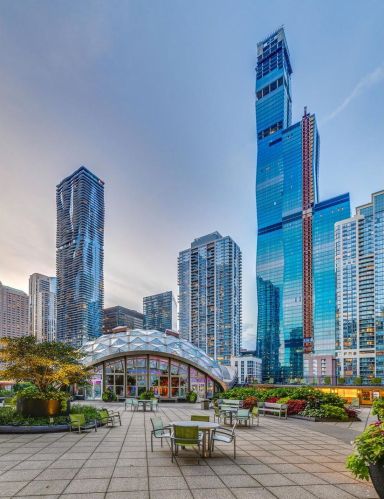 400 Randolph St, Chicago IL  60601-7313 exterior