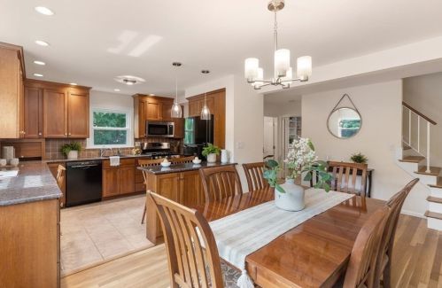 3 Kent Sq, Brookline MA 02446-6937 exterior