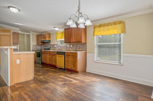 1102 Girl Scout Rd, Defuniak Springs FL 32433-6798 exterior