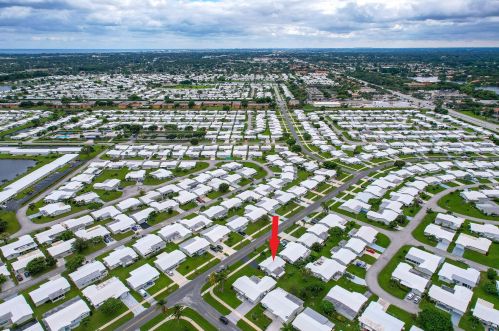 2181 Congress Blvd, Boynton Beach FL 33426-5321 exterior