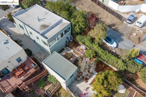 739 Cerrito, Berkeley CA 94706-1521 exterior