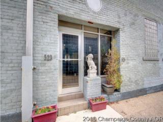 523 Hickory St, Champaign IL  61820-3621 exterior