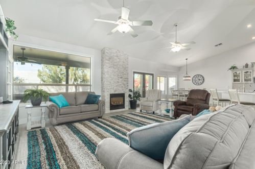 8916 Copper Dr, Chandler, AZ 85248-0853