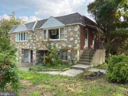 600 Borbeck Ave, Philadelphia PA 19111-3106 exterior