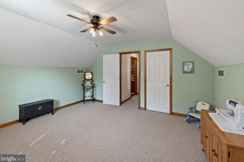 1165 Fox Run Ter, Hanover PA 17331-8742 exterior