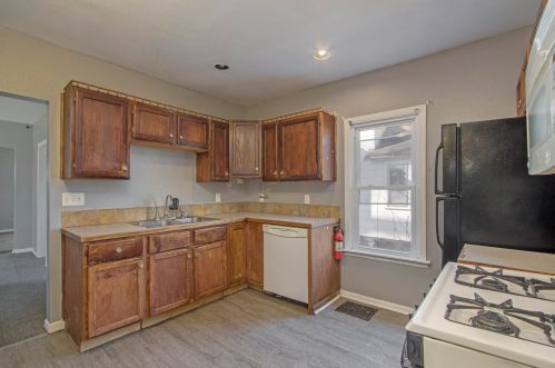 708 Elizabeth St, Kalamazoo MI  49007-2479 exterior