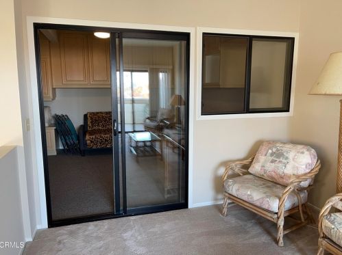 4687 San Sebastian Dr, Oxnard CA  93035-3644 exterior