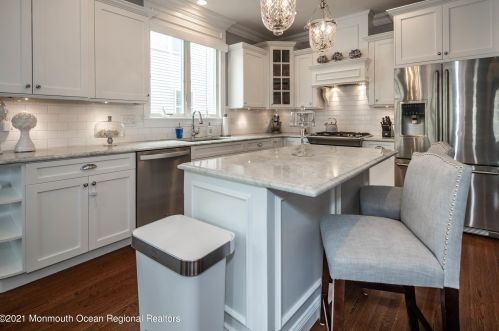 64 Poplar Ave, Red Bank NJ exterior