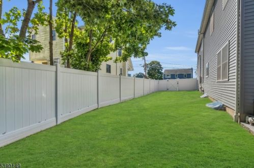 138 Ardmaer Dr, Bridgewater NJ 08807-2766 exterior