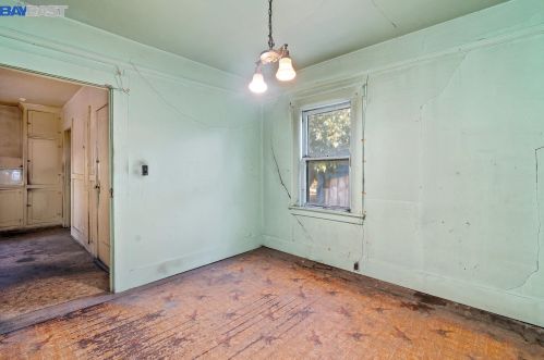 444 Jackson St, San Jose CA 95112-5101 exterior