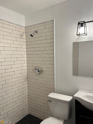 673 Kennesaw Ave, Atlanta GA 30308-2711 exterior