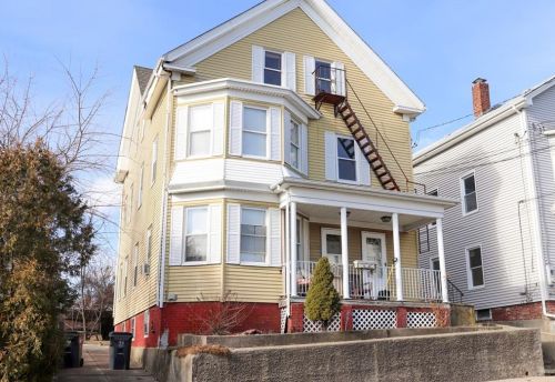 46 Chatham St, Providence, RI 02904-2510