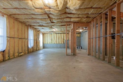 3112 Dawson Blvd, Atlanta GA 30331-6300 exterior