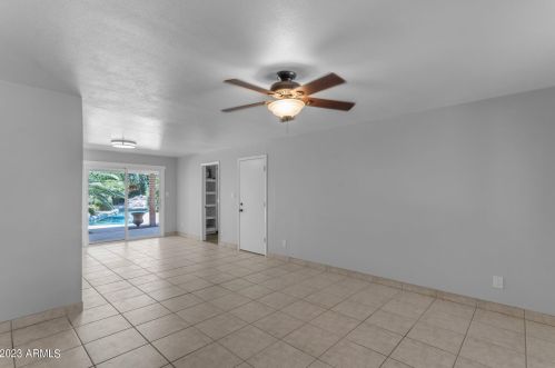 13220 40 Way, Phoenix AZ 85050-7233 exterior