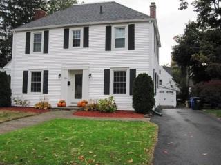 46 Bangor St, Springfield, MA 01118-2017