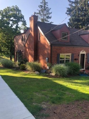 1764 Meadow Crest Dr, Pittsburgh, PA 15241