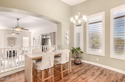 23002 52nd St, Phoenix AZ 85018-4402 exterior