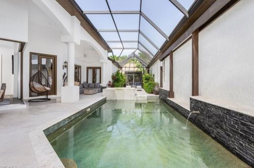 647 110th Ave, Naples, FL 34108-1817