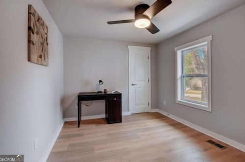 155 Hemphill School Rd, Atlanta GA  30331-1621 exterior