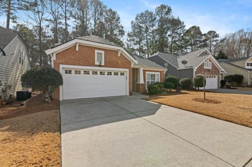 2319 Alnwick Dr, Duluth, GA 30096-2210