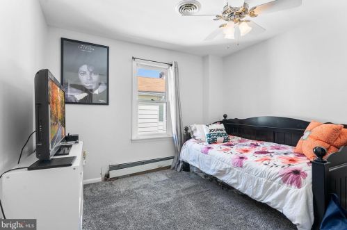 120 Cooke Ave, Manor PA 19036-1404 exterior